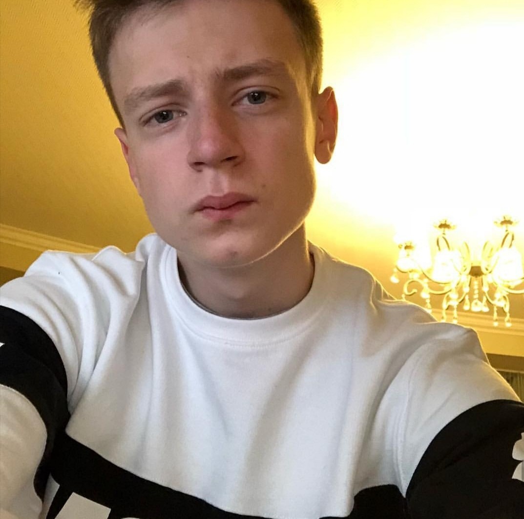 Андрей бурим