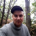 ,   Leon, 32 ,   ,   