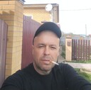  ,   Viktor, 46 ,   ,   