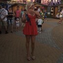  ,   Lana, 48 ,     