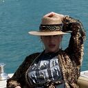  ,   Julia, 40 ,   