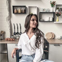  ,   Lady, 28 ,   ,   , c , 