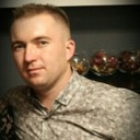  ,   Viktor, 35 ,   
