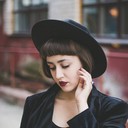  ,   Jana, 28 ,  