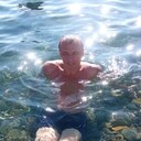  ,   Maxim, 44 ,   ,   