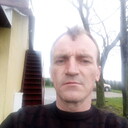  ,   Viktor, 46 ,   c 