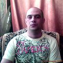 ,   Viktor, 41 ,   