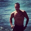  ,   Grek, 46 ,  