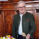  ,   Alex, 60 ,   ,   , c 