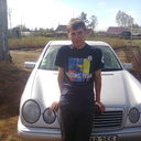  ,   Uzzi, 33 ,   