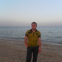  ,   Viktor, 34 ,   