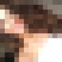  ,   Luna, 32 ,  