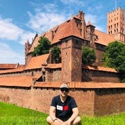  -,   Vitalik, 25 ,   ,   , c 
