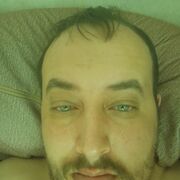  ,  Marat, 27