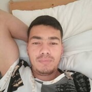  Roland,  Shavkatbek, 28