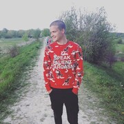  ,  Slavik, 27