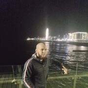 ,   Artur, 33 ,   ,   , c 