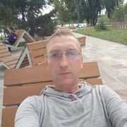  ,  Rj, 40