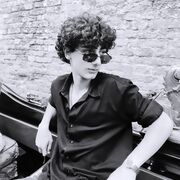 ,   Davit, 18 ,   ,   , c , 