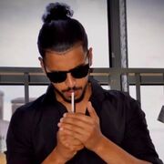  ,   Yahia, 24 ,  