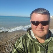  Lyon 02,   Yuriy, 44 ,   ,   , c , 