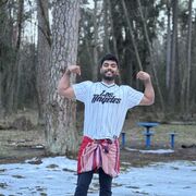  ,  Yash, 24