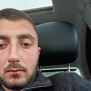  ,  Zaven, 33