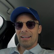  ,  Jevgeni, 41