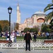  ,   Nadirbek, 33 ,   c 