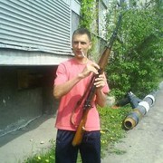  ,  Andrej, 42
