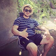  ,  Murad, 32