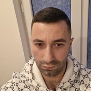  ,  Arman, 29