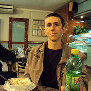  -,   Viktor, 32 ,  