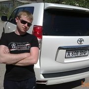  ,   Viktor, 37 ,   