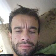  ,   Farrukh, 33 ,   c 