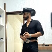  --,  Ivan, 40