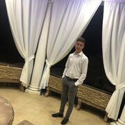  ,  Iura, 23