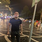  ,   Ali, 33 ,   ,   