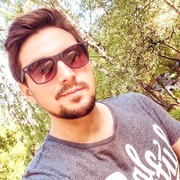  ,   Viktor, 38 ,   