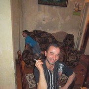  ,   Vahe, 48 ,  