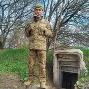  ,  Renat, 52