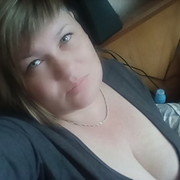  ,   Julia, 40 ,  