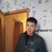  ,   Nurik, 36 ,   