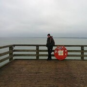 �������