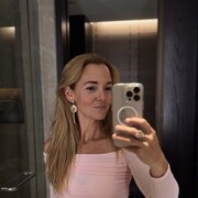  ,  Tasya, 38