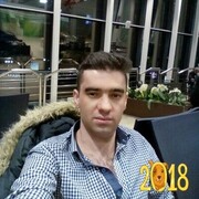  ,  Ali, 34