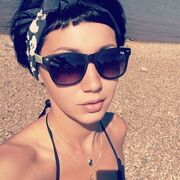  ,   Julia, 31 ,   