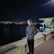  ,  Ruslan, 23