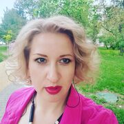  ,   Lana, 42 ,   c 