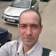  ,   Valery, 42 ,   ,   